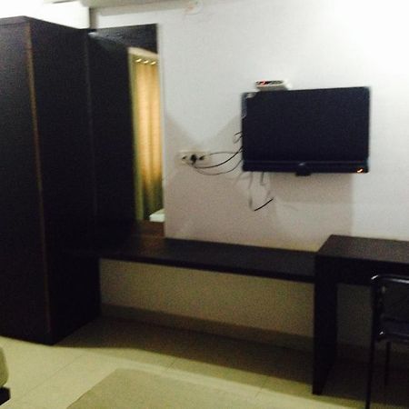 העיר בנגלור Aston Service Apartment מראה חיצוני תמונה